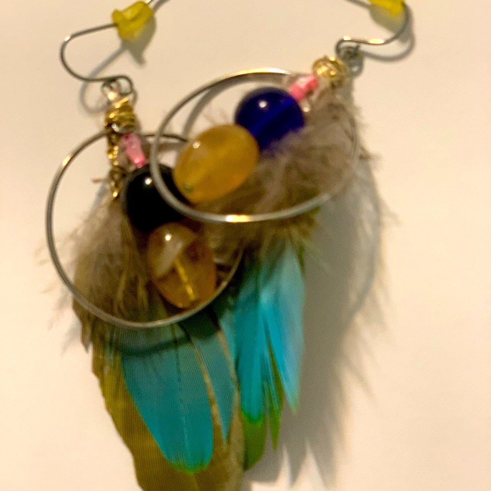 Earring feather Indian with pendant hooks